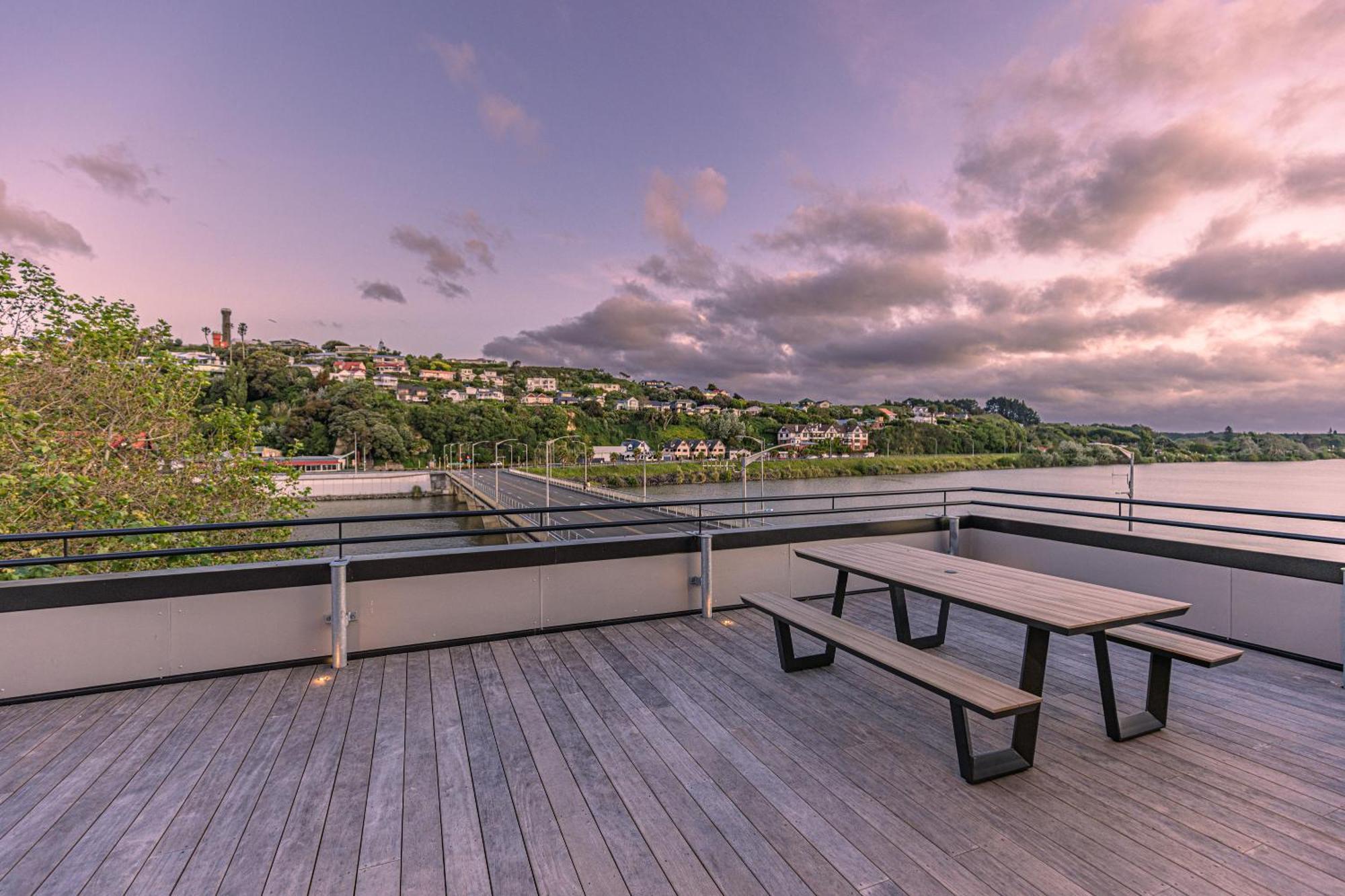 Johnston Apartments - Award-Winning Building, Your Unforgettable Stay Whanganui Zewnętrze zdjęcie
